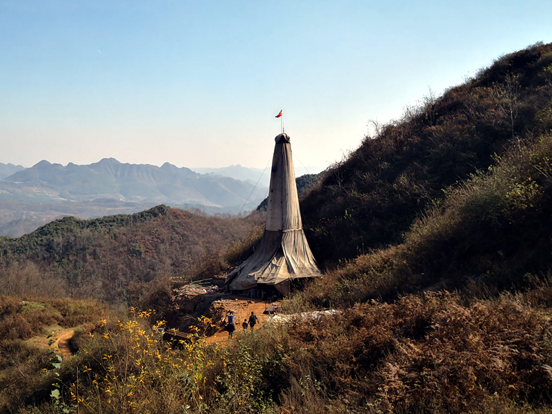 再出發(fā)，亮巖